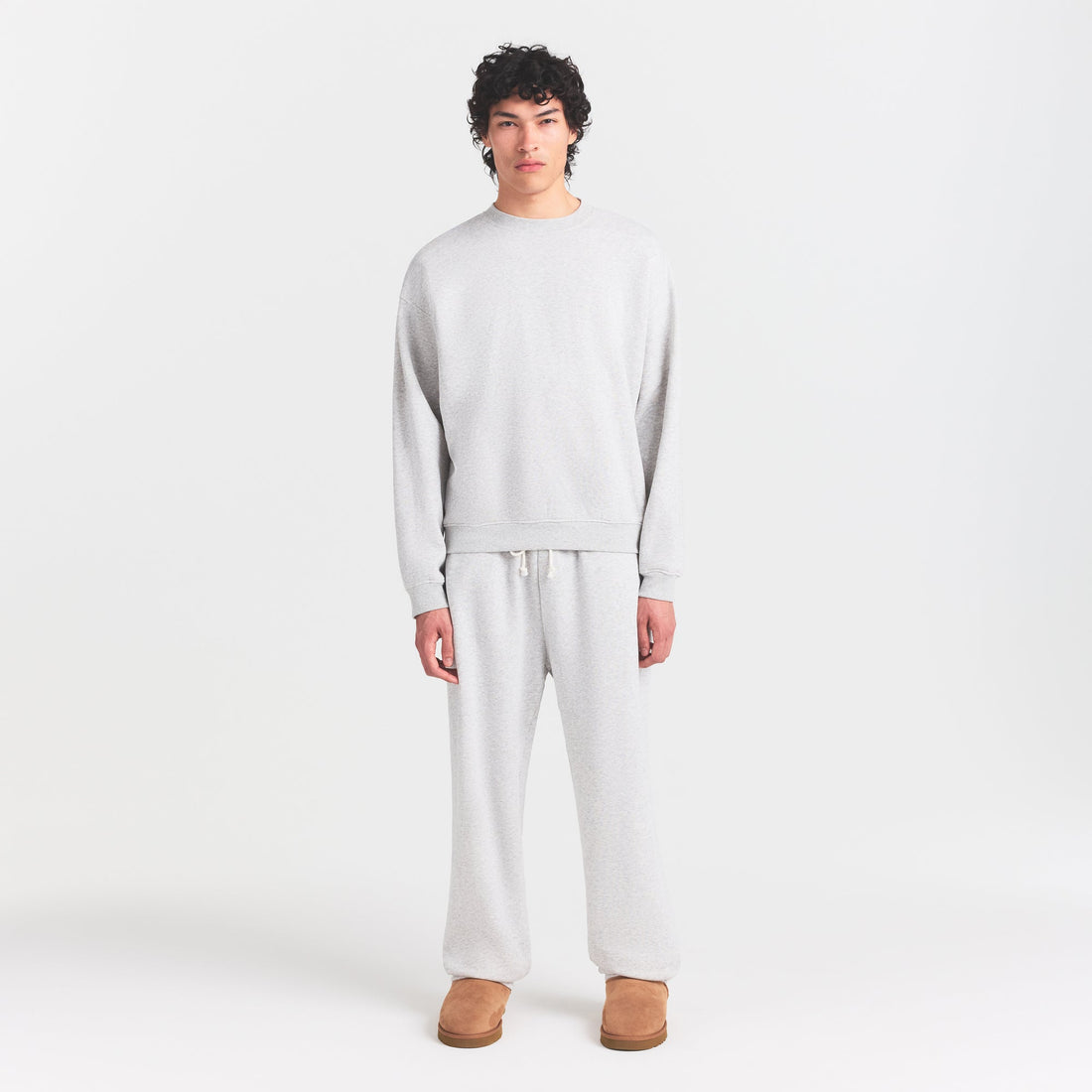 FLEECE LOUNGE MENS RELAXED HIGH CREWNECK | LIGHT HEATHER GREY