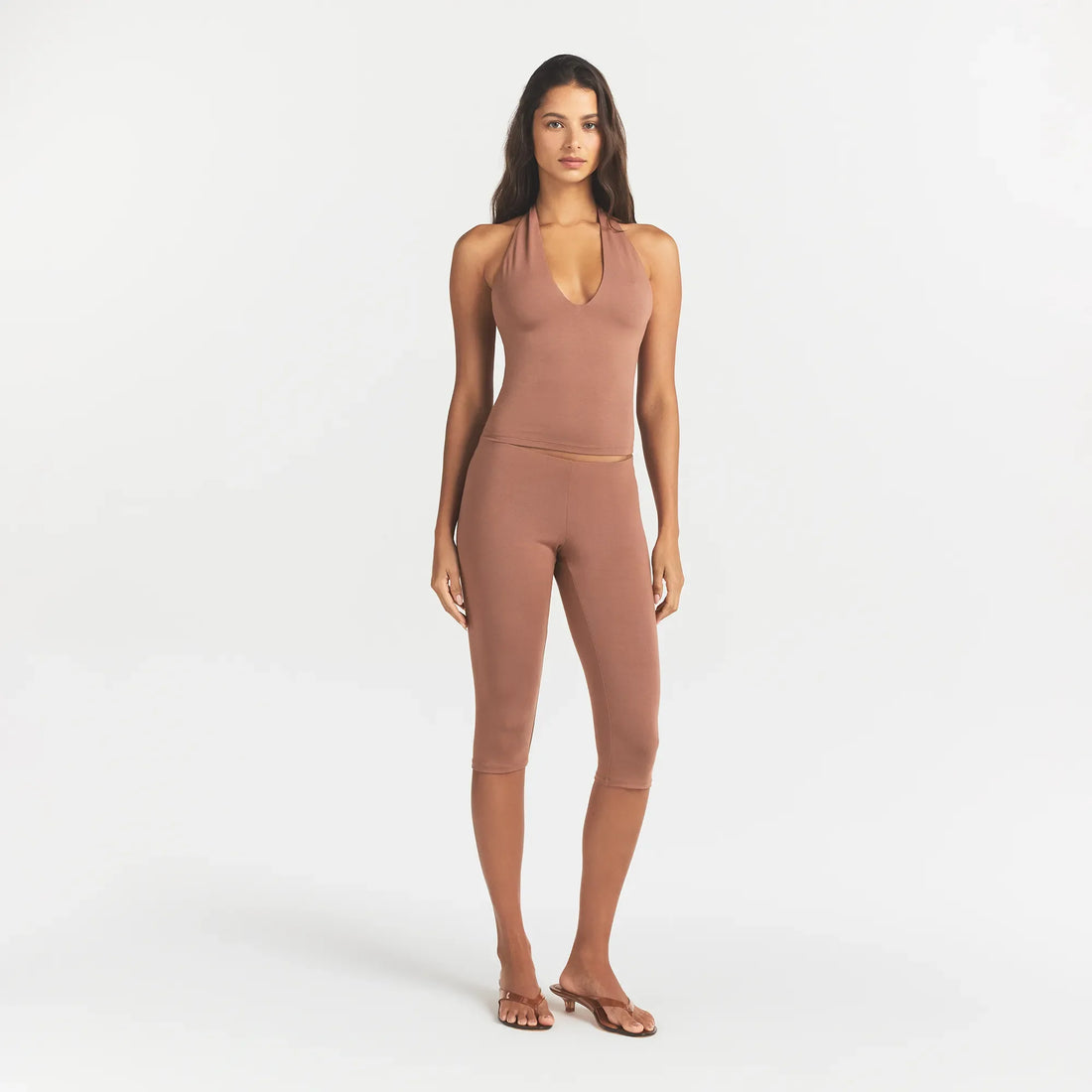 SMOOTH LAYERS HALTER TOP | NUTMEG